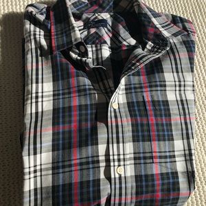 GAP Shirts - Men’s Gap Shirt GAP Shirts - Men’s Gap Shirt